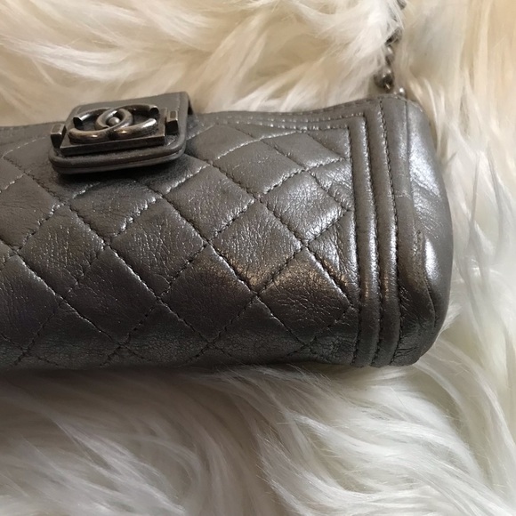 Authentic Chanel Mini Boy Lambskin Metallic Crossbody Bag Clutch Wallet on Chain - Picture 6 of 16
